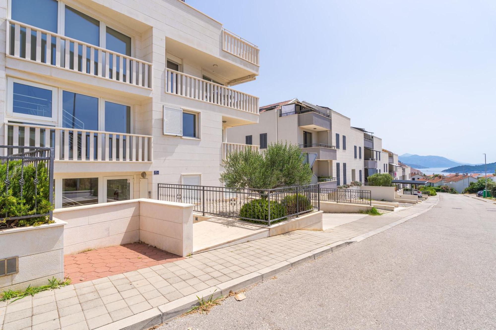 Apartment Apollo In Dubrovnik With Sea View Exterior photo