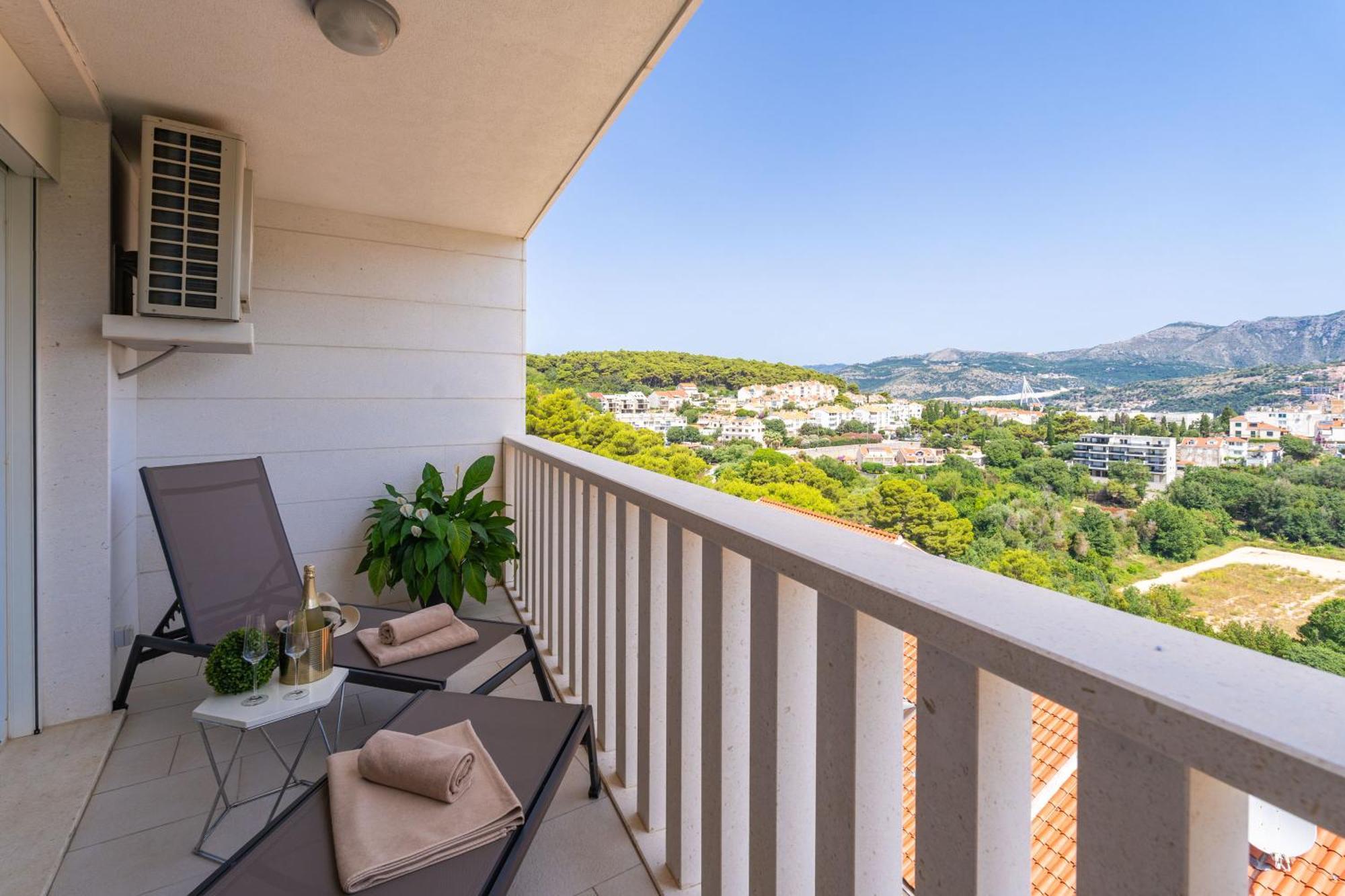 Apartment Apollo In Dubrovnik With Sea View Exterior photo