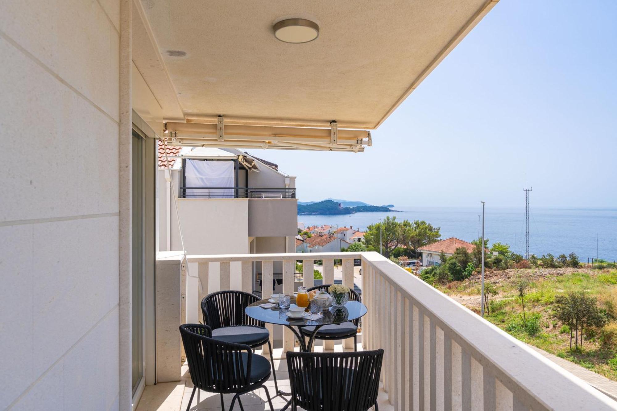 Apartment Apollo In Dubrovnik With Sea View Exterior photo